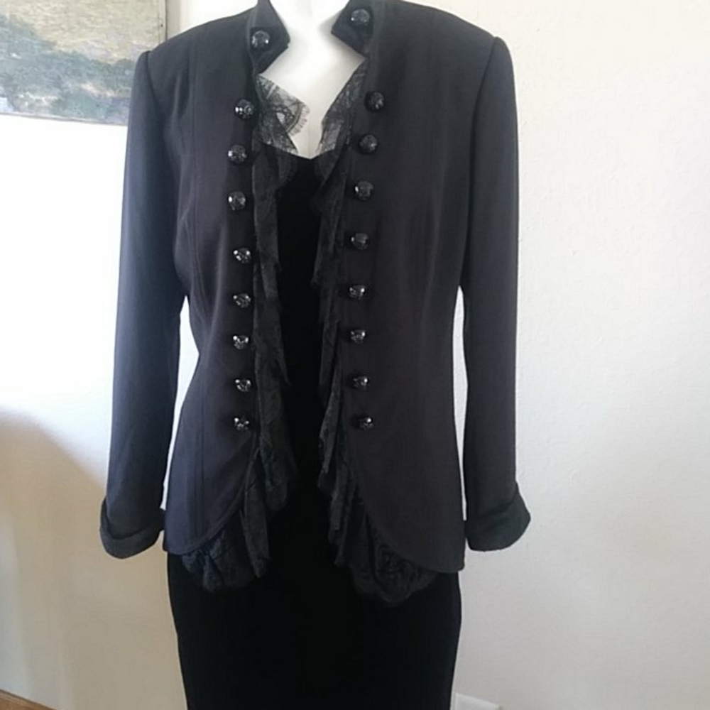 Vintage Black Tuxedo Gothic Blazer w lace details